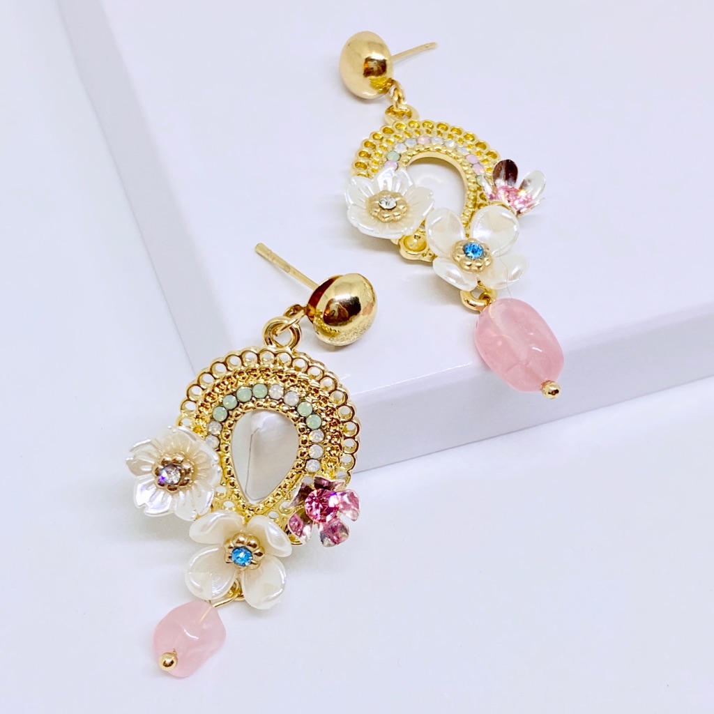 2/$35 Rose Quartz Gold Floral Earrings D22
